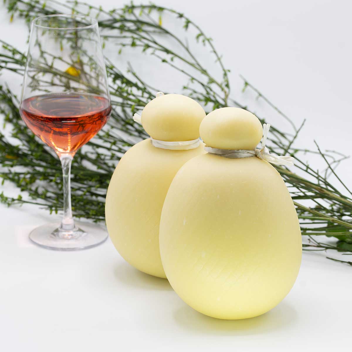 Caciocavallo a palla stagionato